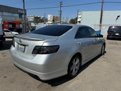 2010 Toyota Camry SE   - Photo 4 - Los Angeles, CA 90019