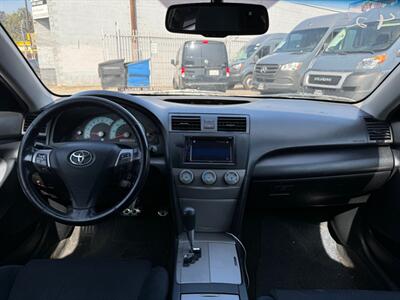 2010 Toyota Camry SE   - Photo 7 - Los Angeles, CA 90019