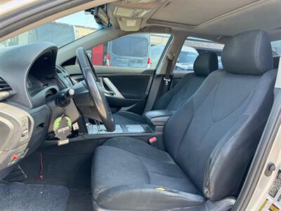 2010 Toyota Camry SE   - Photo 10 - Los Angeles, CA 90019