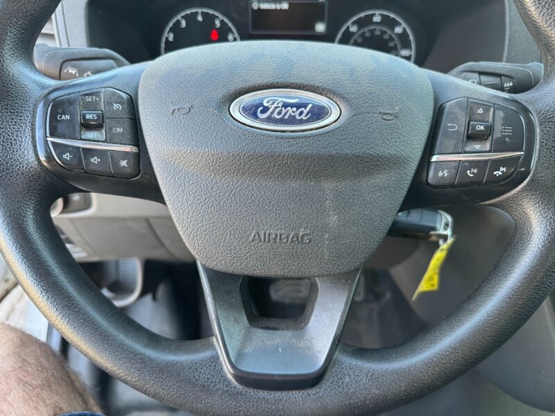 2022 Ford Transit 250 Medium Roof 148 "WB - Photo 15 - Los Angeles, CA 90019