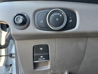 2022 Ford Transit 250 Medium Roof 148 "WB - Photo 10 - Los Angeles, CA 90019