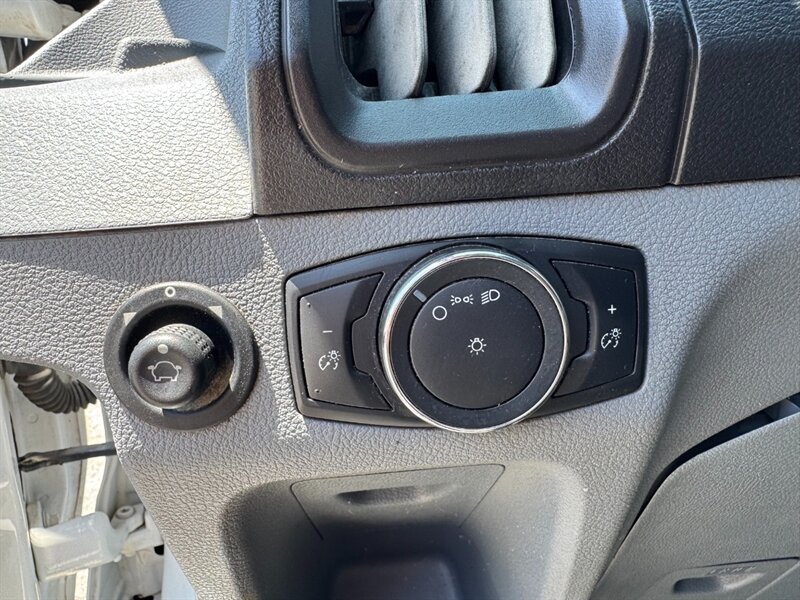 2018 Ford Transit 250 - Photo 16 - Los Angeles, CA 90019