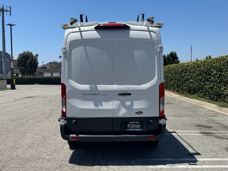 2018 Ford Transit 250 - Photo 6 - Los Angeles, CA 90019