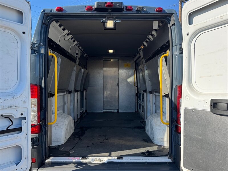 2018 RAM ProMaster 2500 159 WB - Photo 18 - Los Angeles, CA 90019
