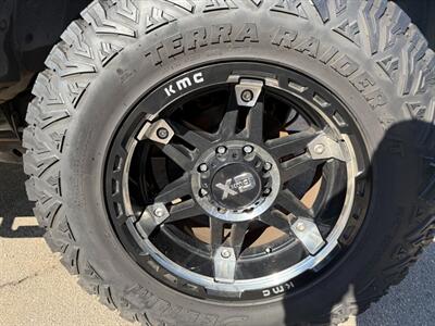 2005 Hummer H2   - Photo 12 - Los Angeles, CA 90019