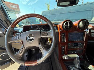2005 Hummer H2   - Photo 9 - Los Angeles, CA 90019