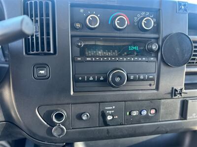 2023 Chevrolet Express 2500  Extended Cargo Van - Photo 12 - Los Angeles, CA 90019