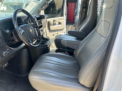 2023 Chevrolet Express 2500  Extended Cargo Van - Photo 9 - Los Angeles, CA 90019