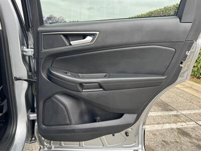 2020 Ford Edge SE   - Photo 31 - Los Angeles, CA 90019