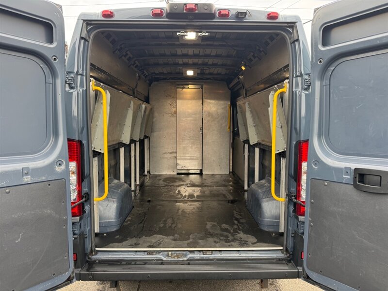 2019 RAM ProMaster 2500 159 WB - Photo 17 - Los Angeles, CA 90019