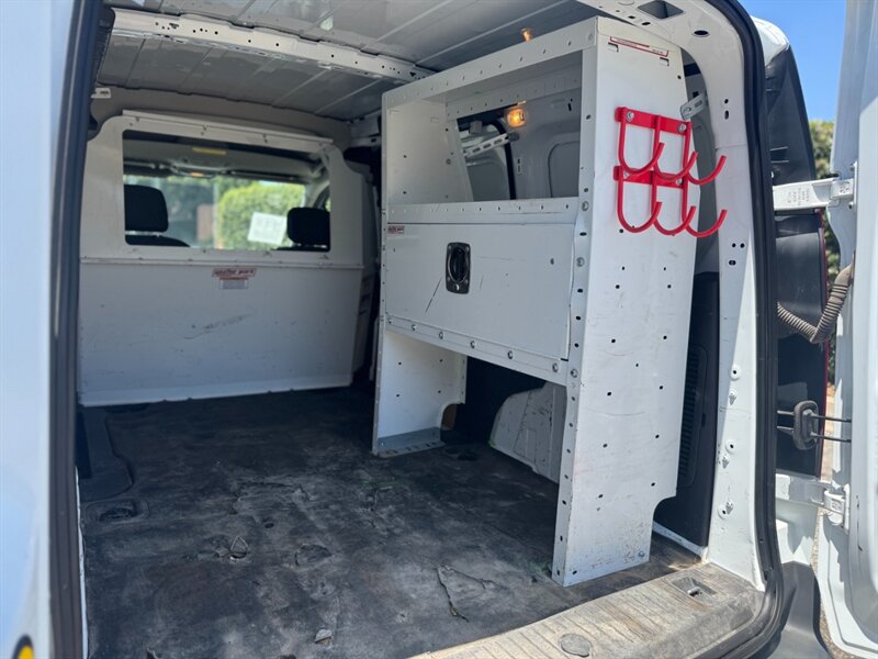 2014 Ford Transit Connect XLT - Photo 25 - Los Angeles, CA 90019