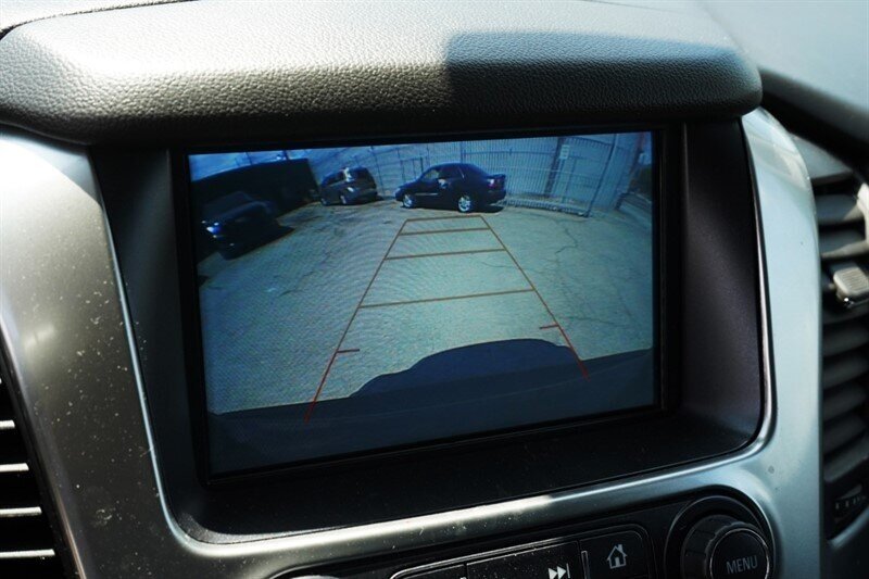 2020 Chevrolet Suburban LT 1500 - Photo 16 - Los Angeles, CA 90019