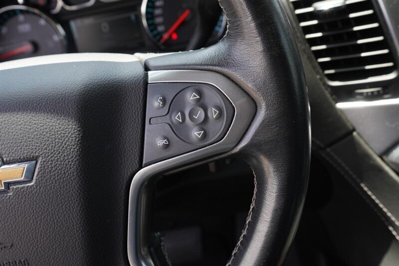 2020 Chevrolet Suburban LT 1500 - Photo 18 - Los Angeles, CA 90019