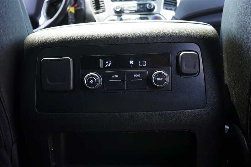 2020 Chevrolet Suburban LT 1500 - Photo 25 - Los Angeles, CA 90019