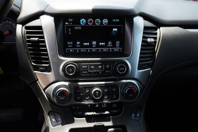 2020 Chevrolet Suburban LT 1500 - Photo 31 - Los Angeles, CA 90019