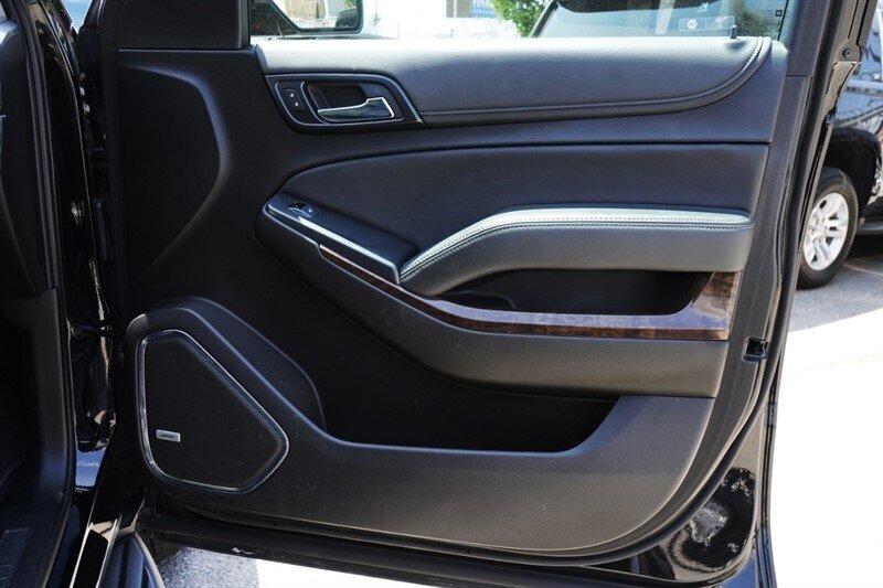 2020 Chevrolet Suburban LT 1500 - Photo 33 - Los Angeles, CA 90019