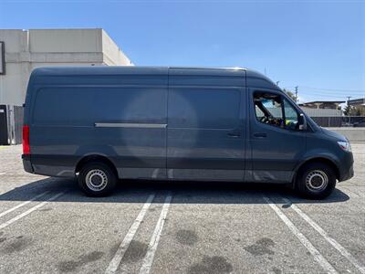 2019 Mercedes-Benz Sprinter 2500   - Photo 4 - Los Angeles, CA 90019