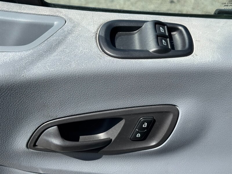2019 Ford Transit 250 High Roof Ext. Cargo Van - Photo 17 - Los Angeles, CA 90019