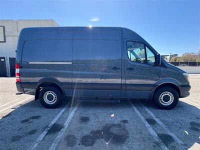 2018 Mercedes-Benz Sprinter 2500  144 " WHEEL BASE.HIGH ROOF CARGO - Photo 4 - Los Angeles, CA 90019