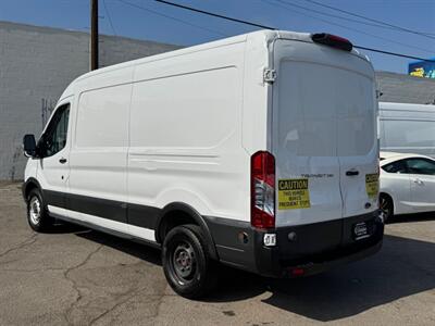 2018 Ford Transit 250  Medium Roof 148 " WB Cargo - Photo 6 - Los Angeles, CA 90019