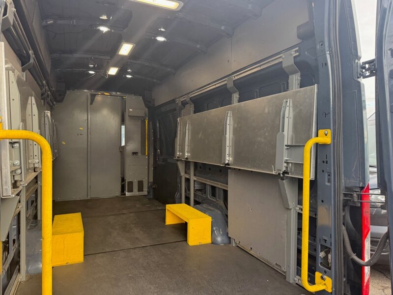 2019 Ford Transit 250 High Roof Extended Cargo Van - Photo 21 - Los Angeles, CA 90019