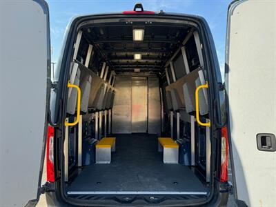 2019 Mercedes-Benz Sprinter 2500  EXTENDED HIGH ROOF 170 IN - Photo 18 - Los Angeles, CA 90019