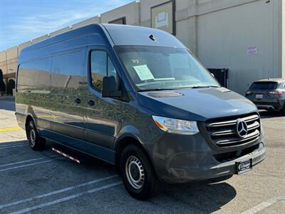 2019 Mercedes-Benz Sprinter 2500  EXTENDED HIGH ROOF 170 IN - Photo 3 - Los Angeles, CA 90019