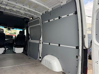 2022 Mercedes-Benz Sprinter 2500  144 High Roof Cargo - Photo 21 - Los Angeles, CA 90019