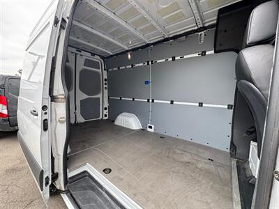 2022 Mercedes-Benz Sprinter 2500  144 High Roof Cargo - Photo 18 - Los Angeles, CA 90019