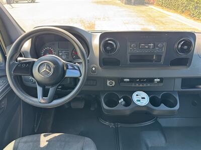 2019 Mercedes-Benz Sprinter 2500  HIGH ROOF 170 " WB - Photo 13 - Los Angeles, CA 90019