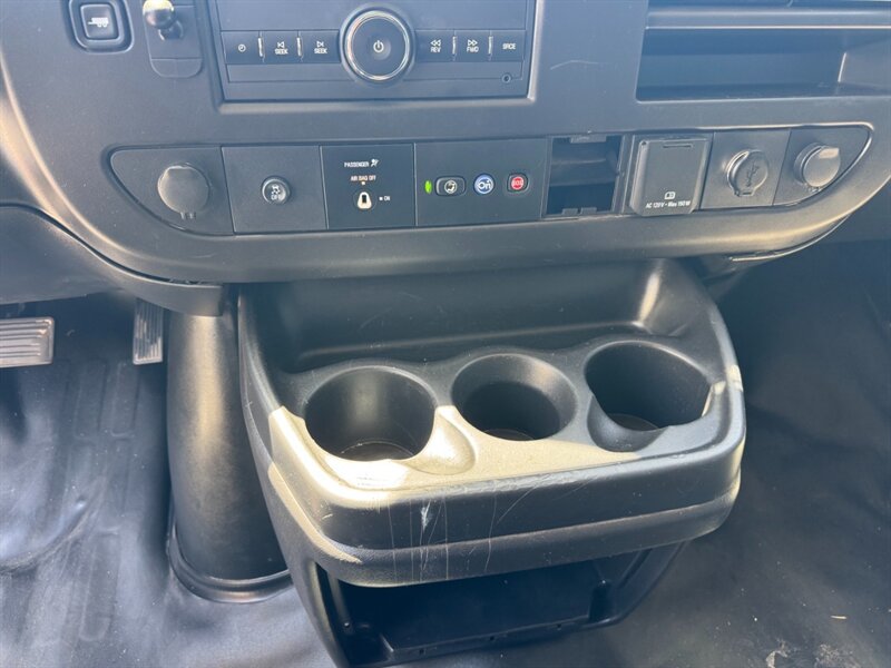 2021 Chevrolet Express 2500 LT - Photo 12 - Los Angeles, CA 90019