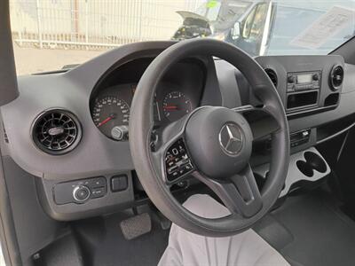 2020 Mercedes-Benz Sprinter 2500  REFRIGERATED HIGH ROOF WITH 170 " LENGTH - Photo 15 - Los Angeles, CA 90019