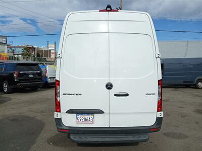 2020 Mercedes-Benz Sprinter 2500  REFRIGERATED HIGH ROOF WITH 170 " LENGTH - Photo 6 - Los Angeles, CA 90019