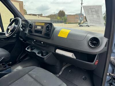 2019 Mercedes-Benz Sprinter 2500   - Photo 13 - Los Angeles, CA 90019