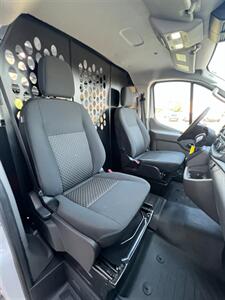 2025 Ford Transit 250 - Photo 15 - Macomb, IL 61455
