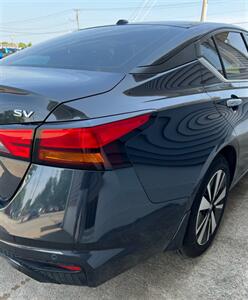 2022 Nissan Altima 2.5 SV   - Photo 7 - Macomb, IL 61455