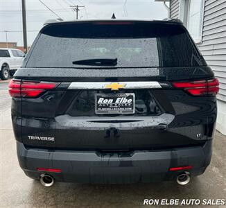 2023 Chevrolet Traverse LT Cloth - Photo 9 - Macomb, IL 61455