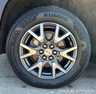 2020 GMC Acadia SLE   - Photo 4 - Macomb, IL 61455