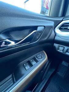 2020 GMC Acadia SLE   - Photo 22 - Macomb, IL 61455