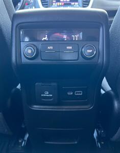 2020 GMC Acadia SLE   - Photo 17 - Macomb, IL 61455