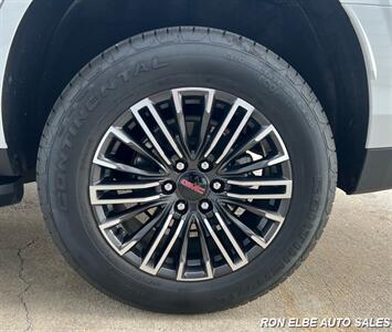 2025 GMC Yukon Elevation - Photo 16 - Macomb, IL 61455