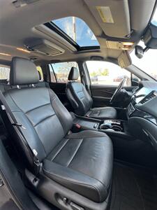2022 Honda Pilot Touring - Photo 11 - Macomb, IL 61455
