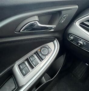 2024 Chevrolet Malibu LT   - Photo 19 - Macomb, IL 61455