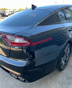 2020 Kia Stinger GT-Line   - Photo 8 - Macomb, IL 61455