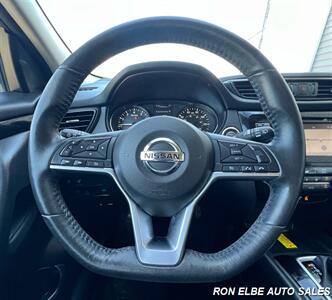 2018 Nissan Rogue Sport SV - Photo 15 - Macomb, IL 61455