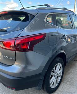 2018 Nissan Rogue Sport SV - Photo 8 - Macomb, IL 61455