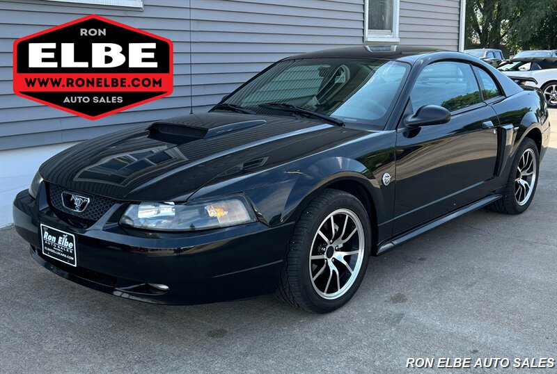 2004 Ford Mustang GT Deluxe - Photo 1 - Macomb, IL 61455
