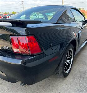 2004 Ford Mustang GT Deluxe   - Photo 8 - Macomb, IL 61455
