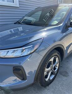 2025 Ford Escape ST-Line   - Photo 5 - Macomb, IL 61455