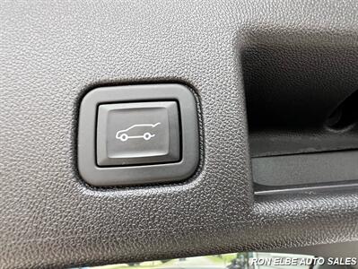 2023 Chevrolet Equinox LT   - Photo 15 - Macomb, IL 61455